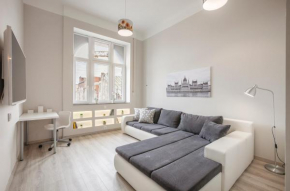 Kings Cross Apartment